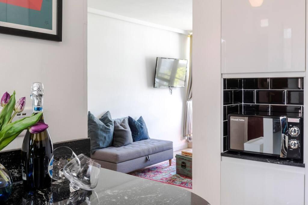 The Clarence, Central London Apartment W/ Wifi المظهر الخارجي الصورة
